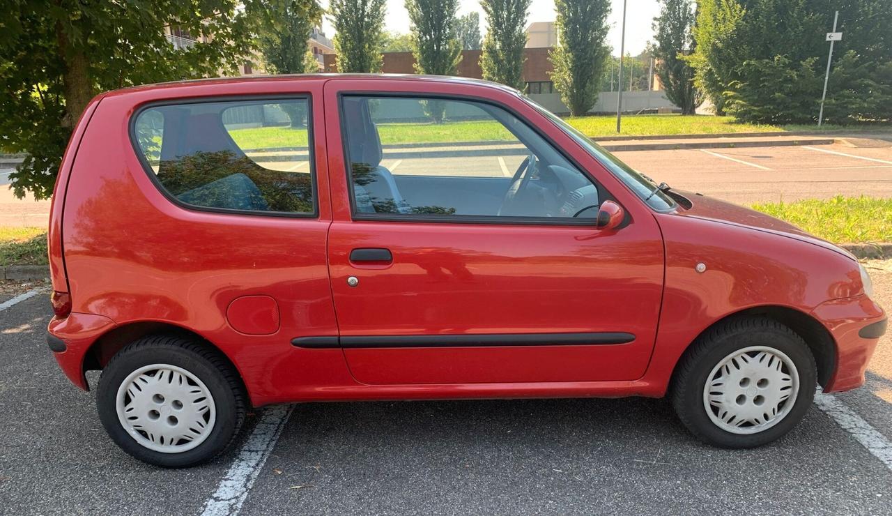Fiat 600 .