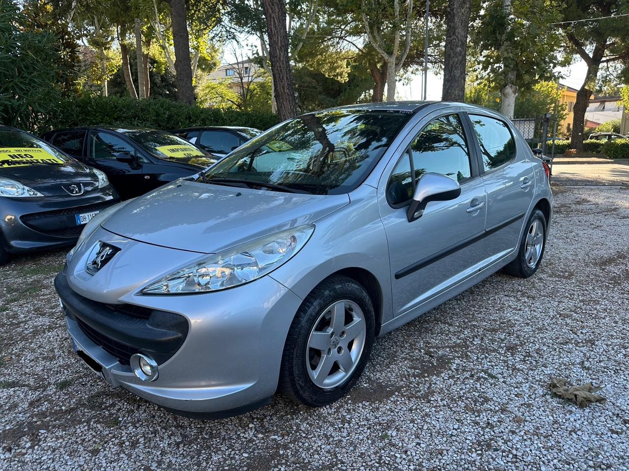 Peugeot 207 1.4 8V 75CV 5p. X Line ECO GPL