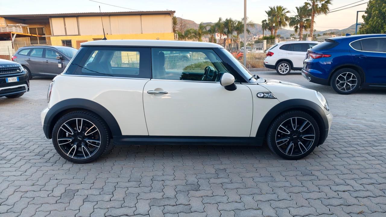 Mini 1.4 16V Ray