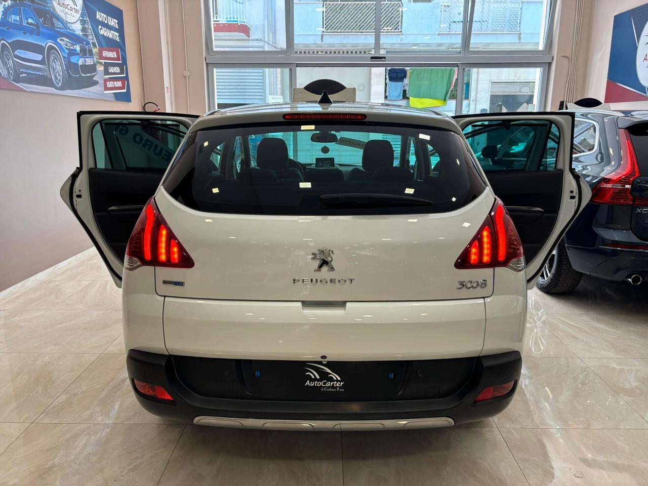 Peugeot 3008 1.6 hdi TETTO**88MILA KM**
