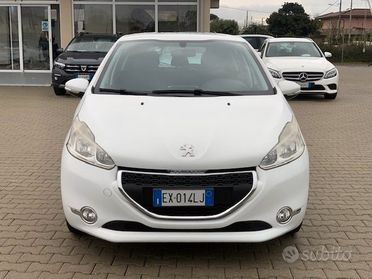 Peugeot 208 1.4 gpl- 2014