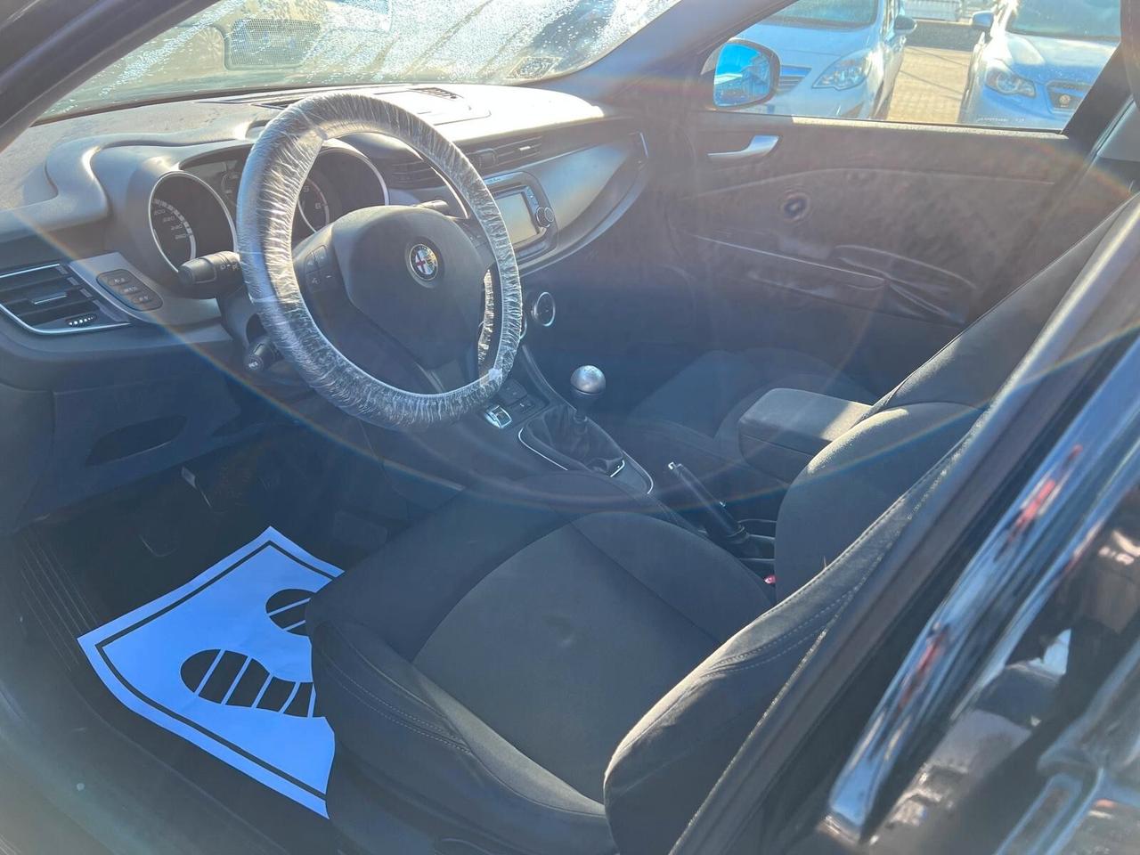 Alfa Romeo Giulietta 1.6 JTDm-2 105 CV Exclusive