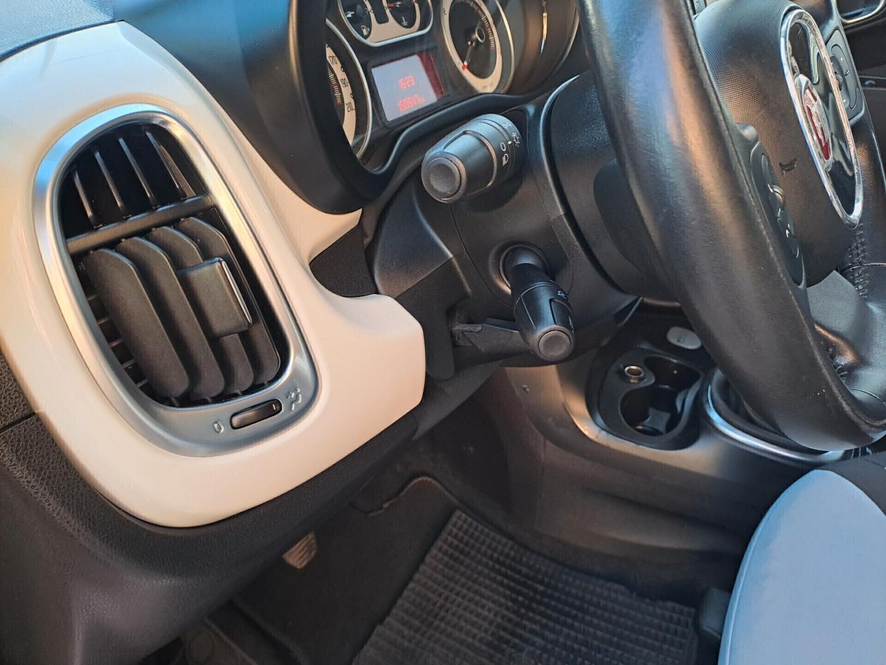 Fiat 500L 0.9 TwinAir Turbo Natural Power Lounge