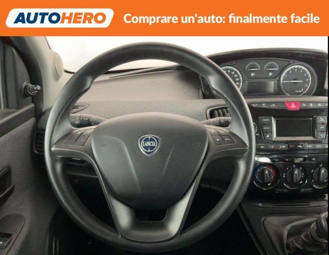 LANCIA Ypsilon 1.0 FireFly 5 porte S&S Hybrid Ecochic Silver