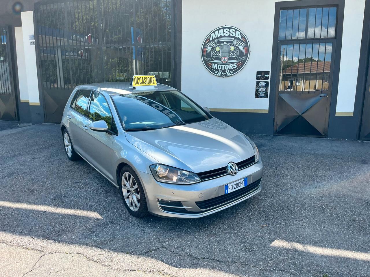 Volkswagen Golf 1.6 TDI 110 CV DSG 5p. HIGHLINE! 24 MESI DI GARANZIA!!
