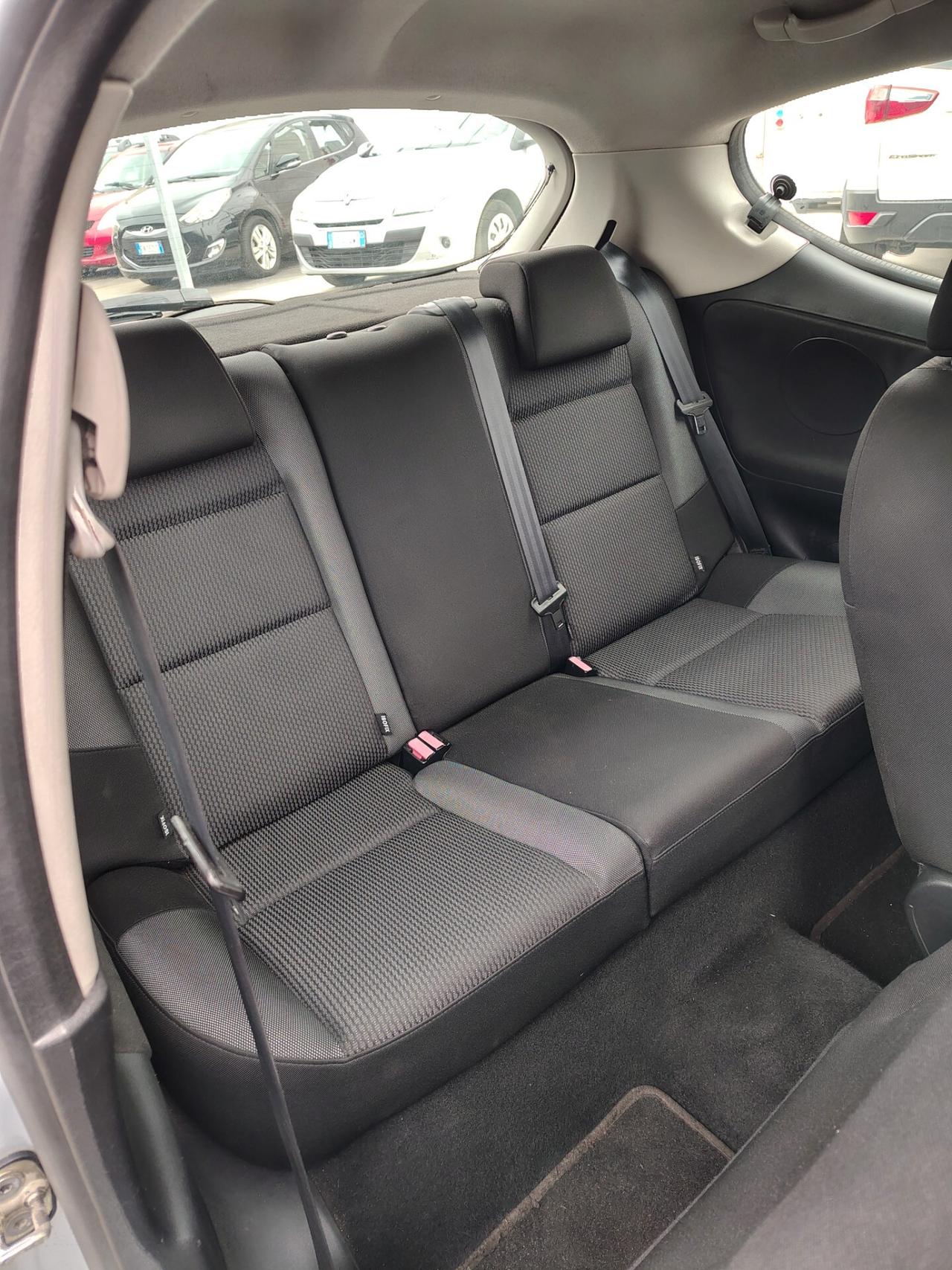 Peugeot 207 1.4 HDi 70CV 3p. Sweet Years