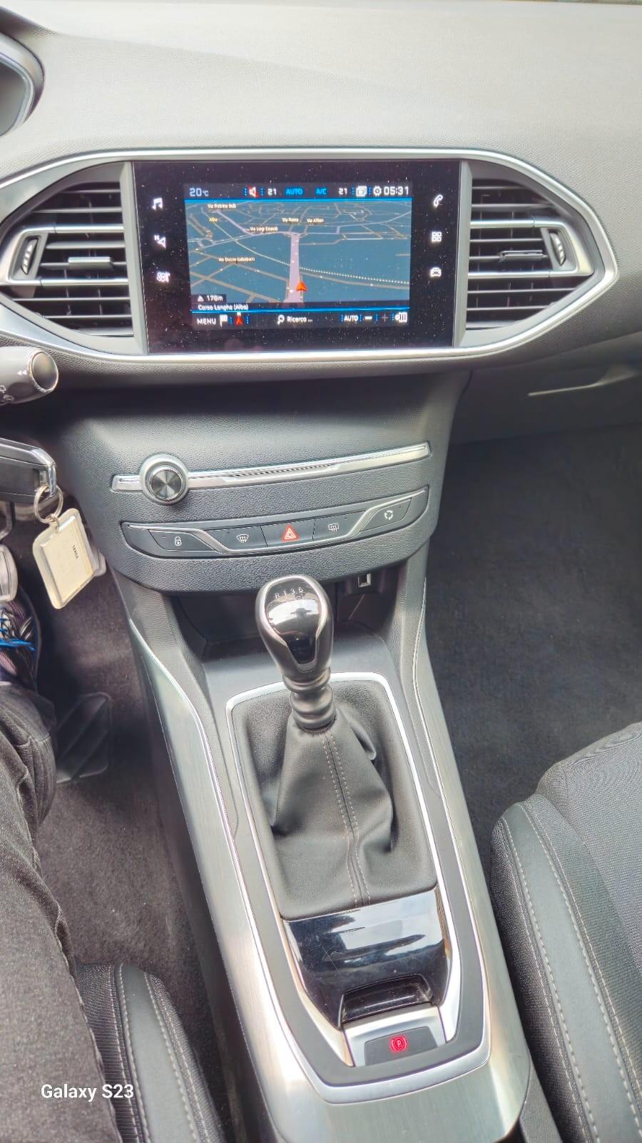 Peugeot 308 PureTech Turbo 130 S&S Allure