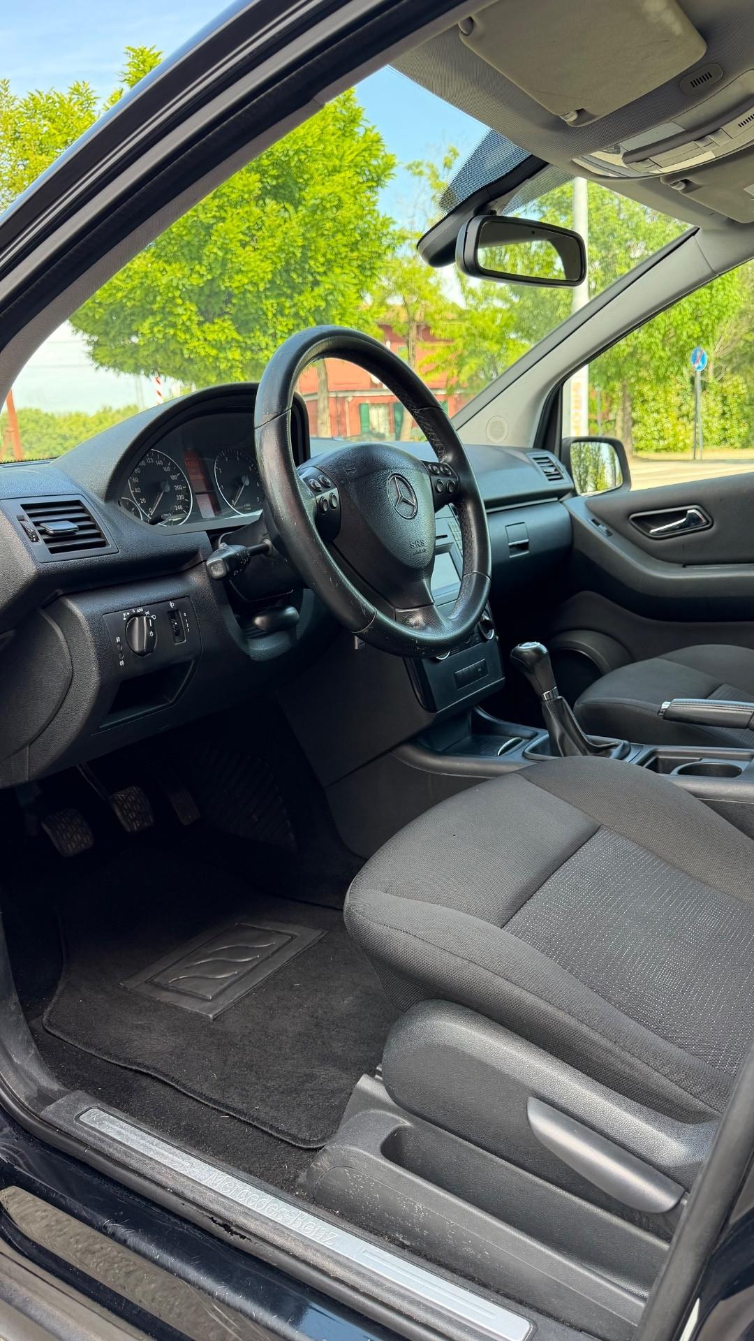 Mercedes-benz A 160 BlueEFFICIENCY