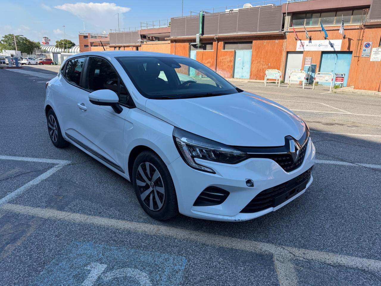 Renault Clio Full Hybrid E-Tech 140 CV 5 porte Business