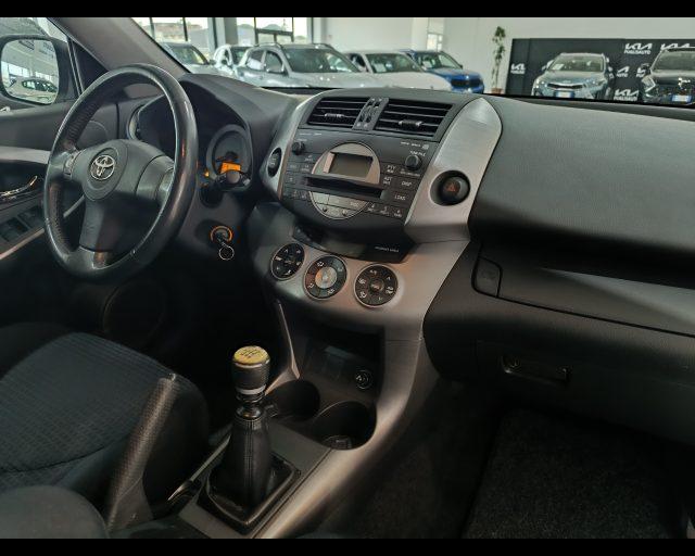 TOYOTA RAV 4 MY23 RAV4 Crossover 2.2 D-4D 136 CV DPF Sol