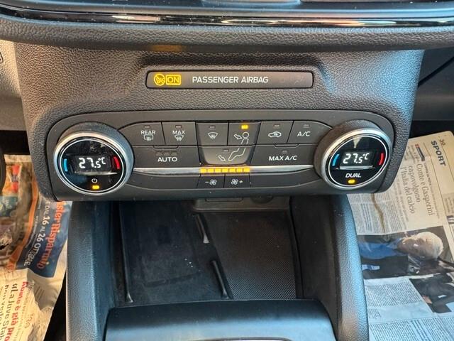 Ford Focus 1.5 EcoBlue 120 CV 5p. ST-Line