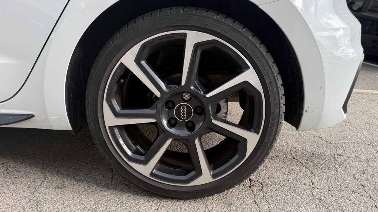 Audi A1 SPB 30 TFSI S line edition LED NAVI KAMERA CAR PLAY PDC BLUETOOTH CERCHI 18