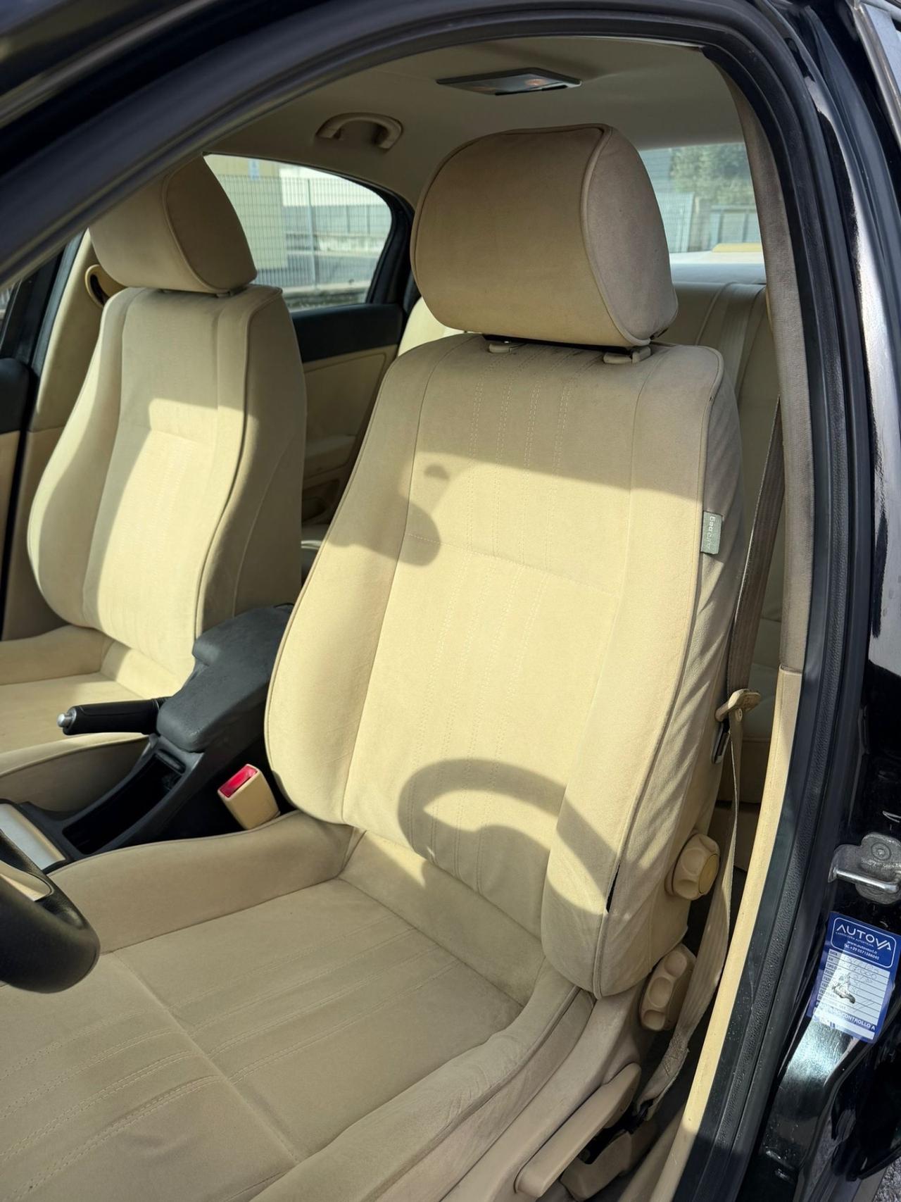 Alfa Romeo 159 1.9 JTDm Distinctive