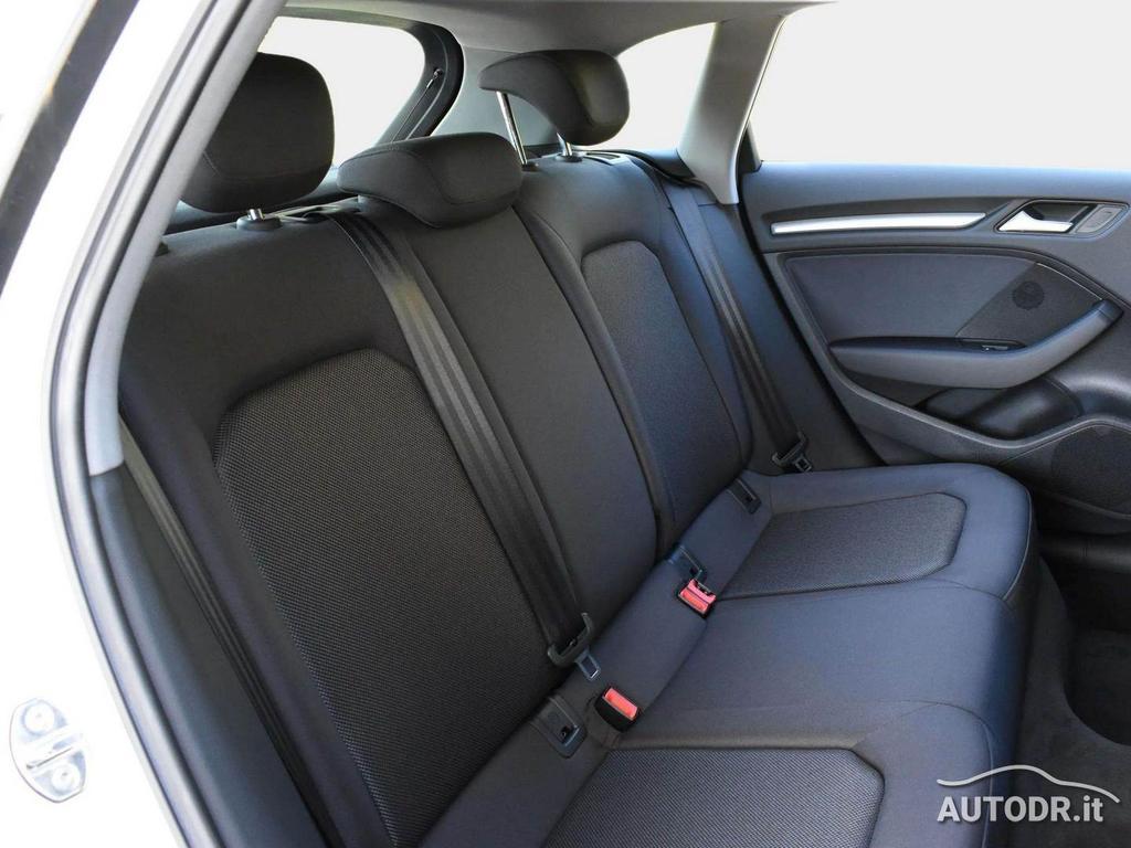 Audi A3 Sportback 30 1.5 G-Tron 131cv S-Tronic solo 3000 km!!