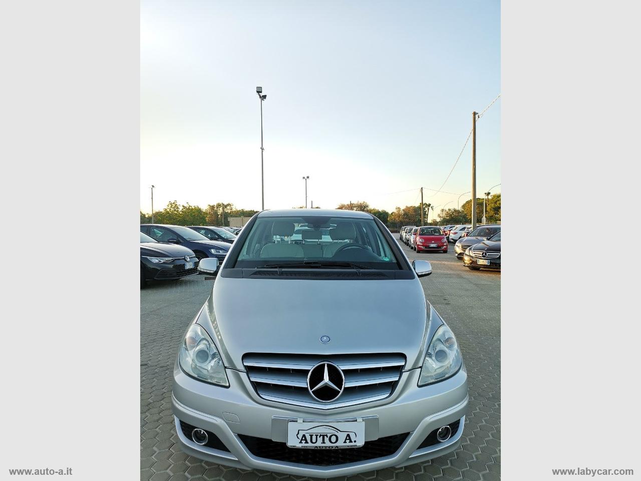 MERCEDES-BENZ B 180 CDI Executive