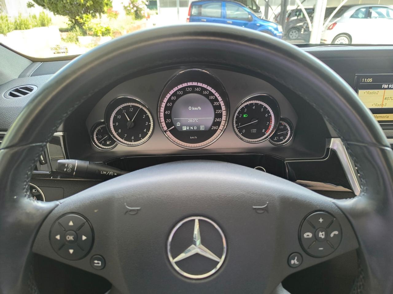 Mercedes-benz E 200 CGI BENZINA E5 AUTOMATICO