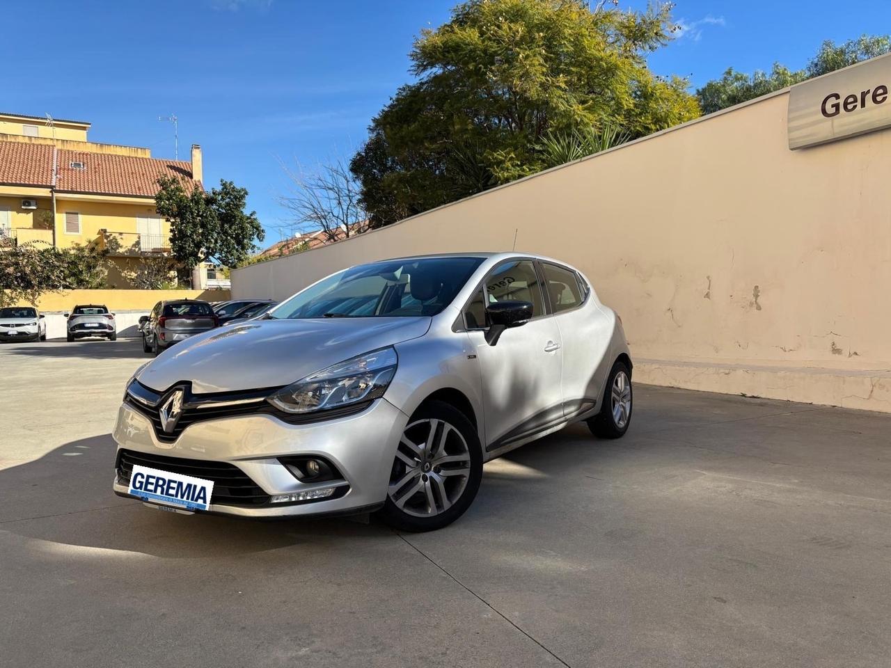 Renault Clio dCi 8V 90 CV 5 porte Duel