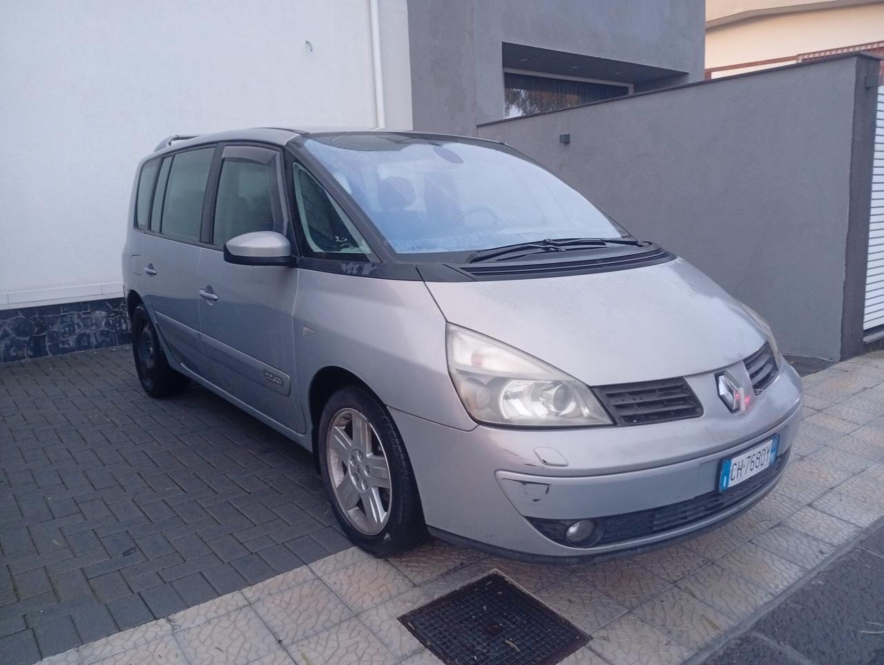 Renault Espace Grand 2.2 16V dCi Initiale