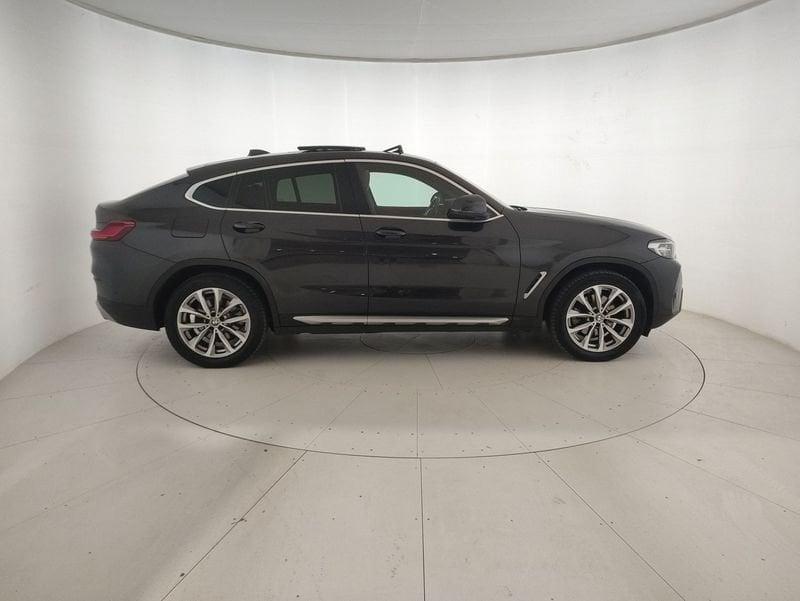 BMW X4 xdrive20d mhev 48V auto
