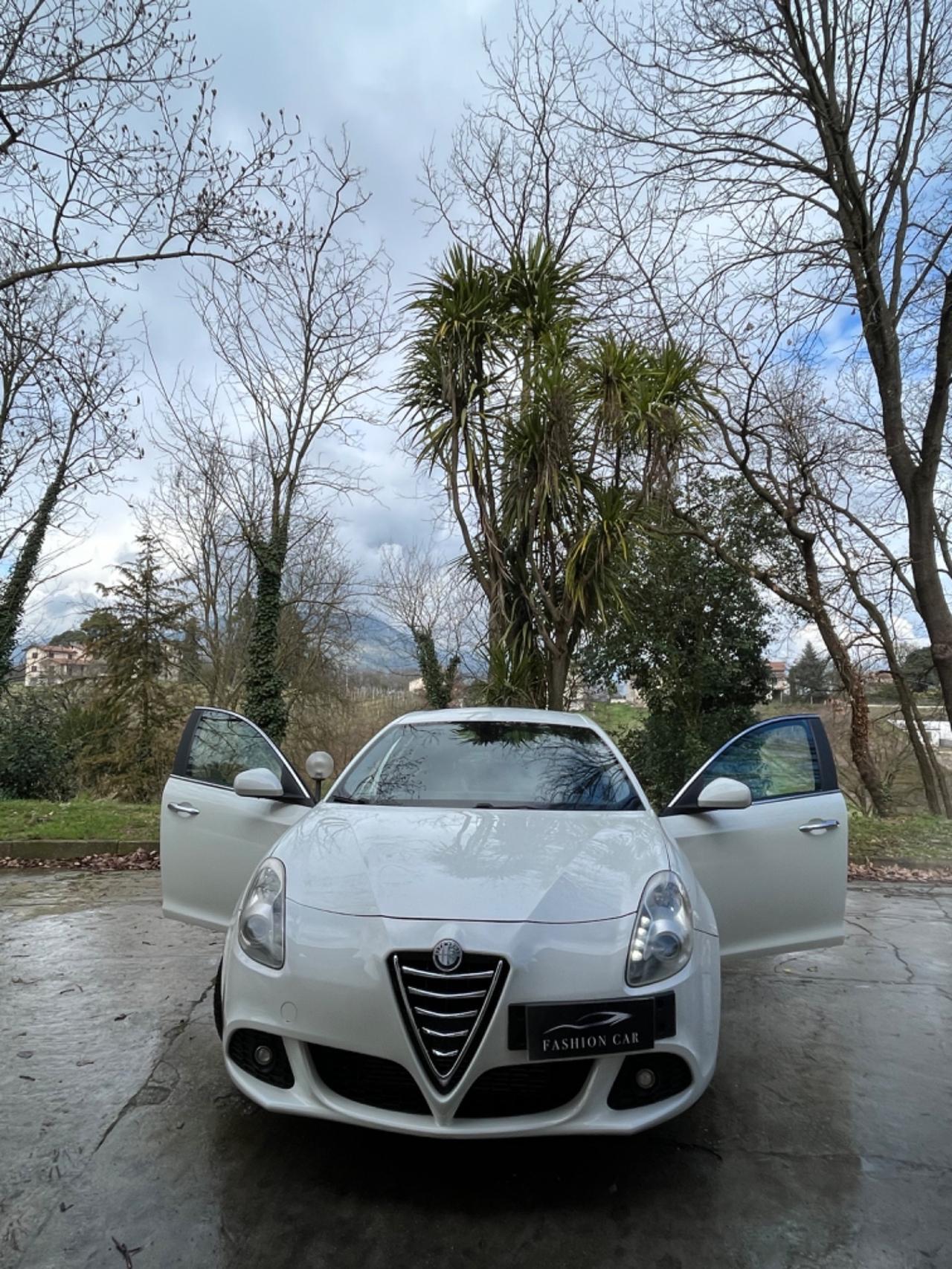 Alfa Romeo Giulietta 1.6 JTDm-2 105 CV Distinctive