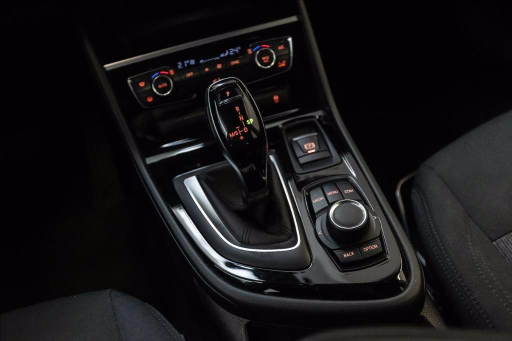 BMW 218d Active Tourer Business auto del 2019