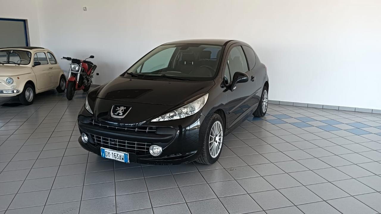 Peugeot 207 1.6 HDi 90CV 3p. Energie Sport