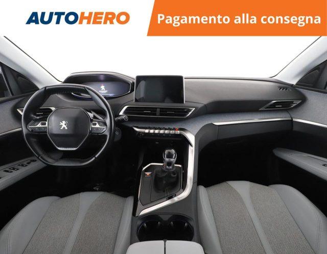 PEUGEOT 5008 BlueHDi 130 S&S Allure