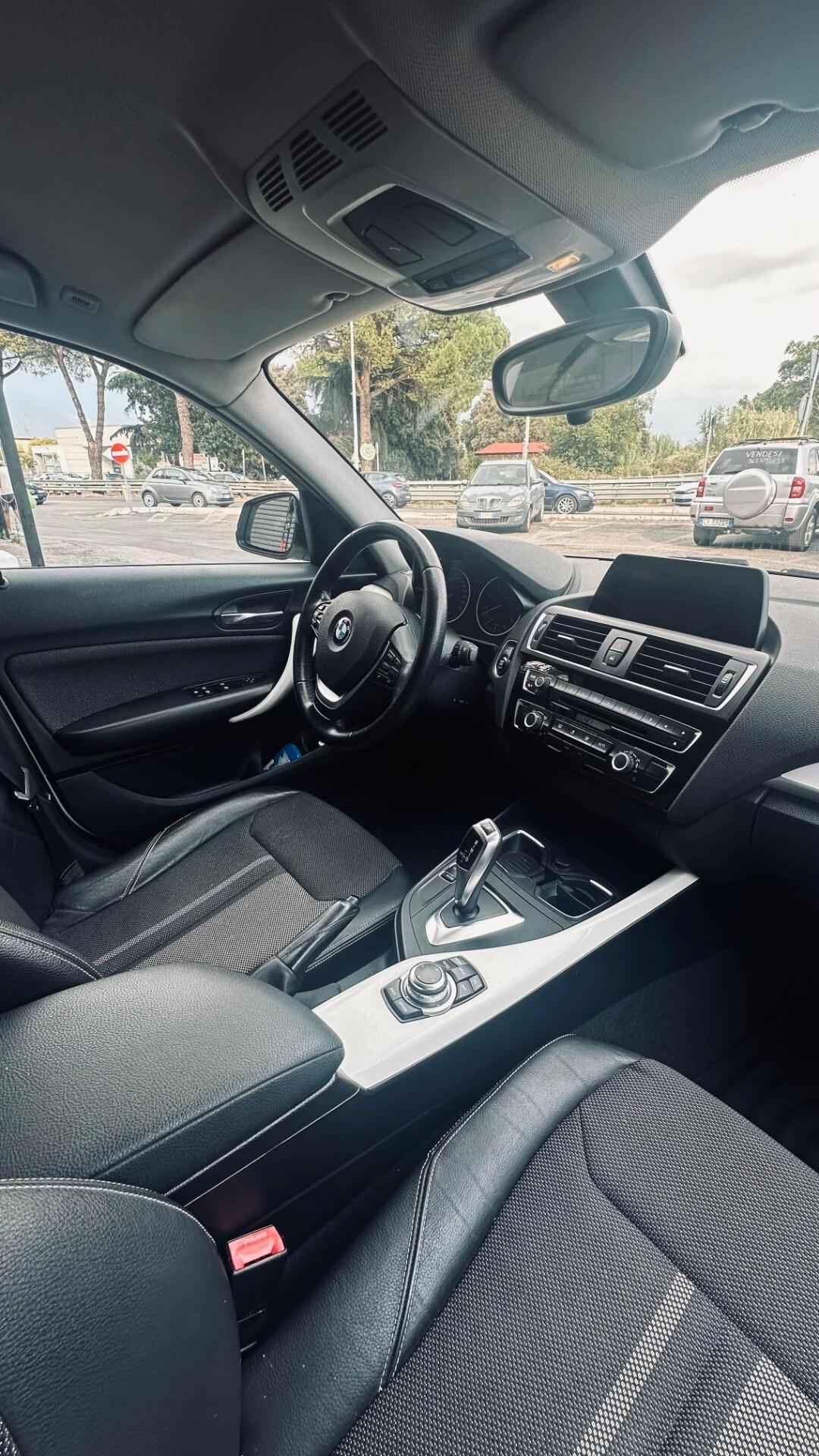 Bmw 118 118d 5p. Urban