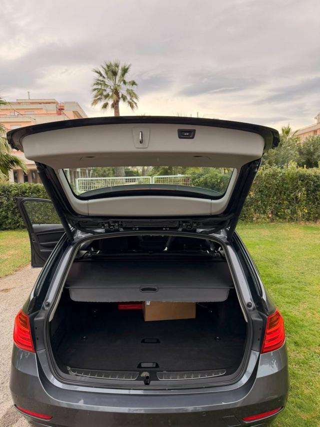 BMW 318 d Touring Business aut.