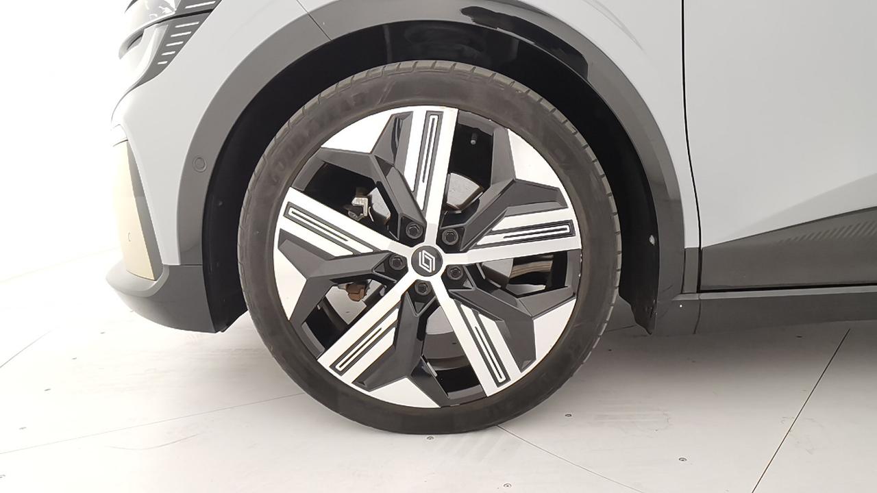 RENAULT Megane IV - Megane E-Tech Iconic EV60 220cv AC22