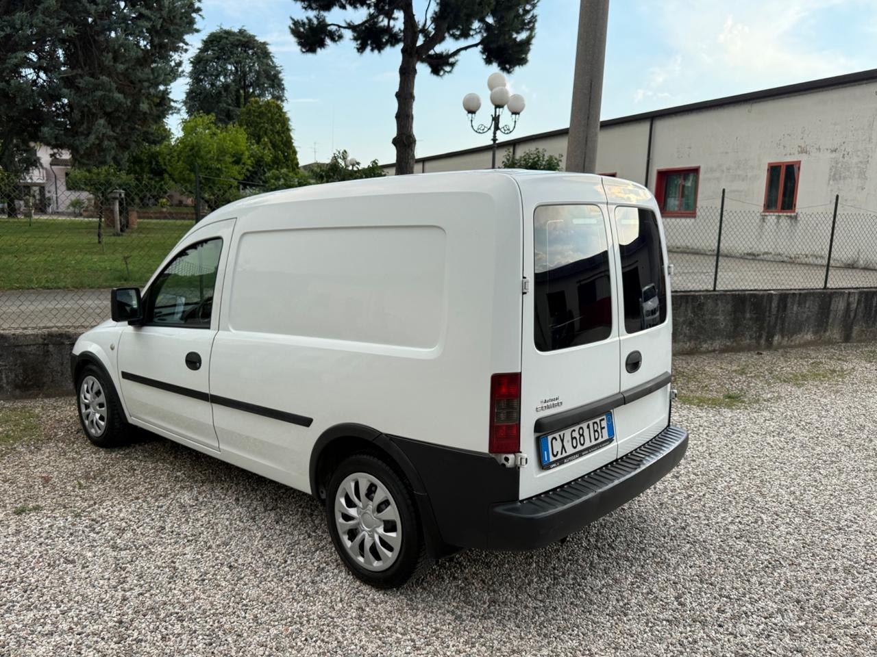 Opel Combo 1.7 CDTI 101CV 3p. Van