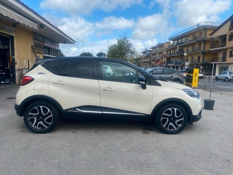 Captur 1.5 dCi 90 CV Project Runway Super Accessiorata