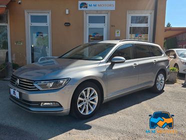 Volkswagen Passat Variant 2.0 tdi Highline 150cv