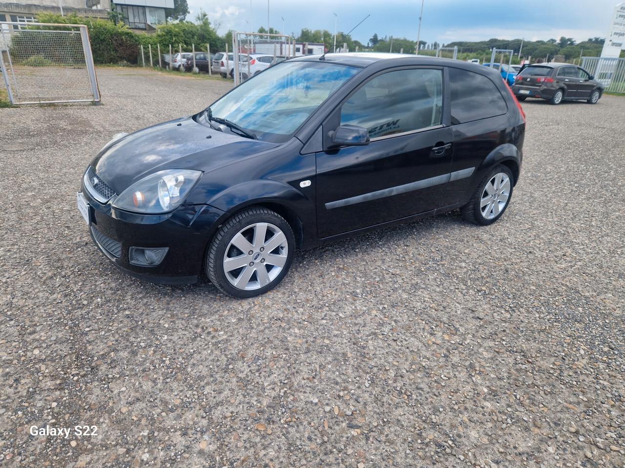Ford Fiesta 1.4 TDCi 5p. Ghia