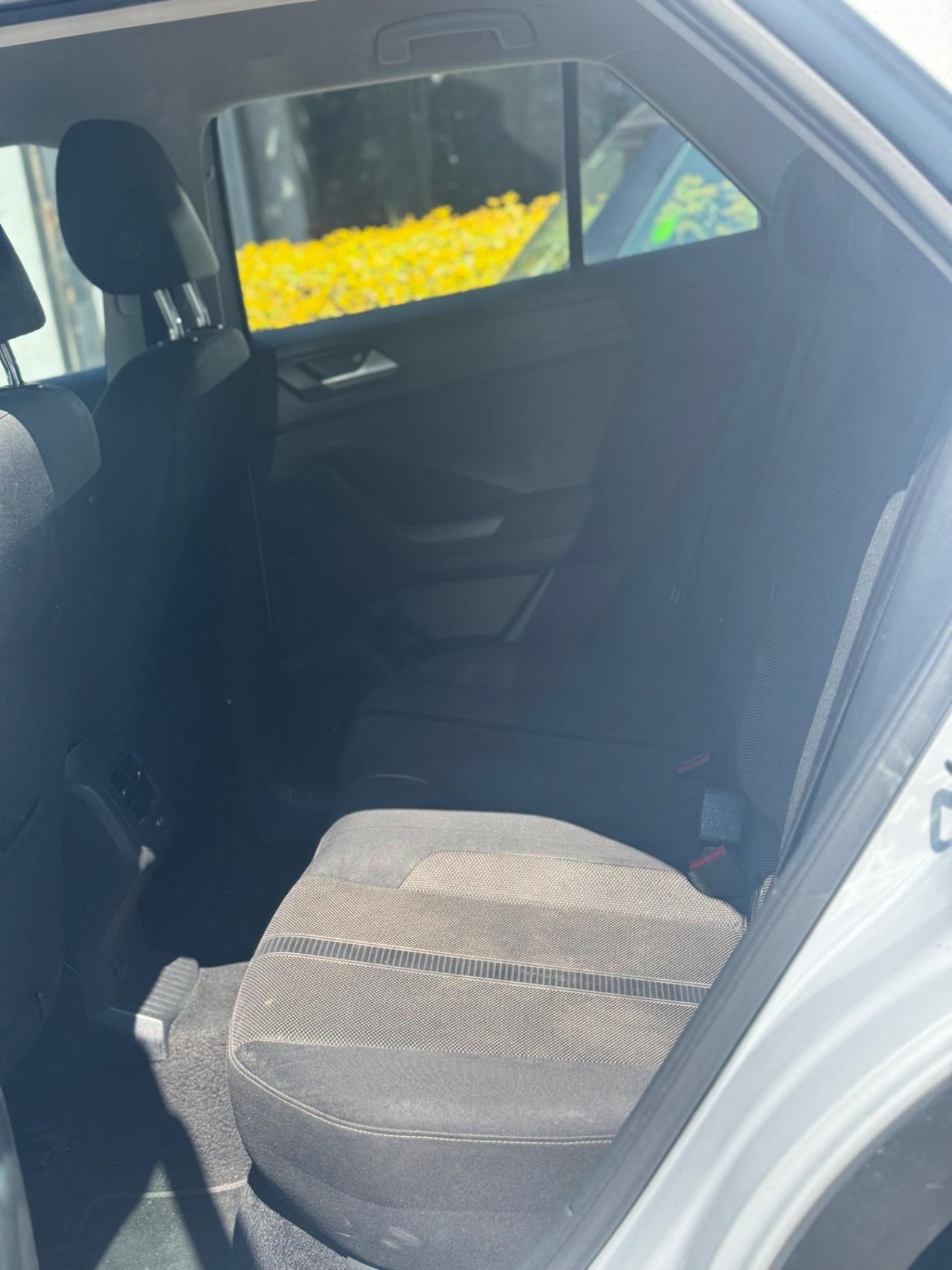 Volkswagen T-Roc 1.6 TDI SCR Advanced BlueMotion Technology