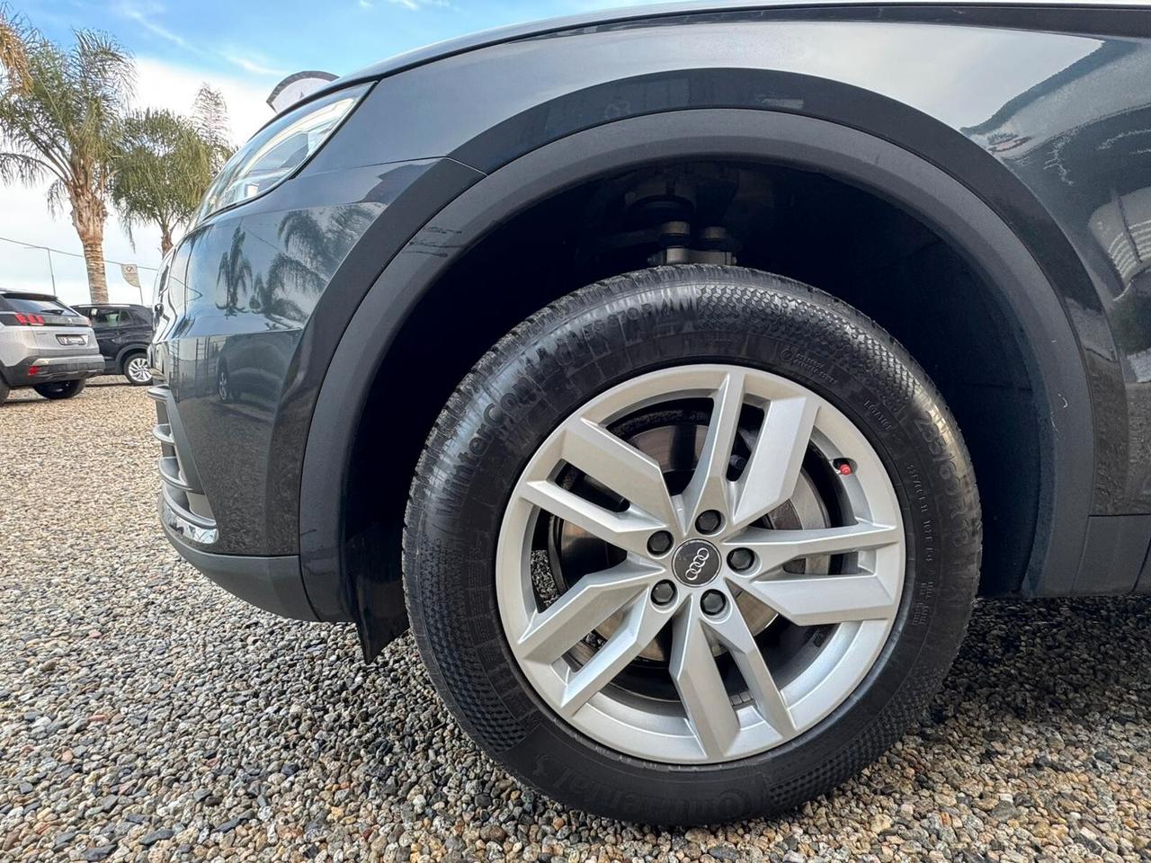 Audi Q5 2.0 TDI quattro S tronic Business