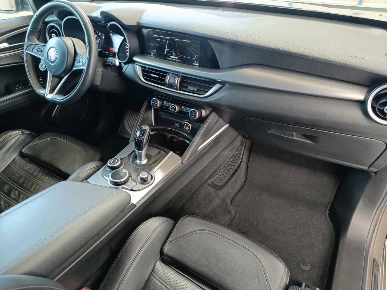 Alfa Romeo Stelvio 2.2 Turbodiesel 210 CV AT8 Q4 Veloce