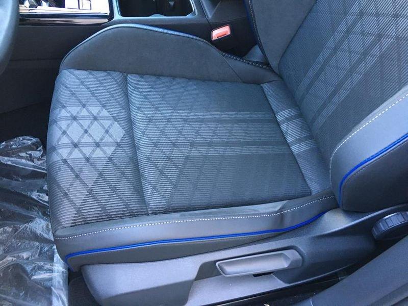 Volkswagen Golf 2.0 TDI 150 CV DSG R-Line Plus TETTO APRIBILE!! R LINE KM0