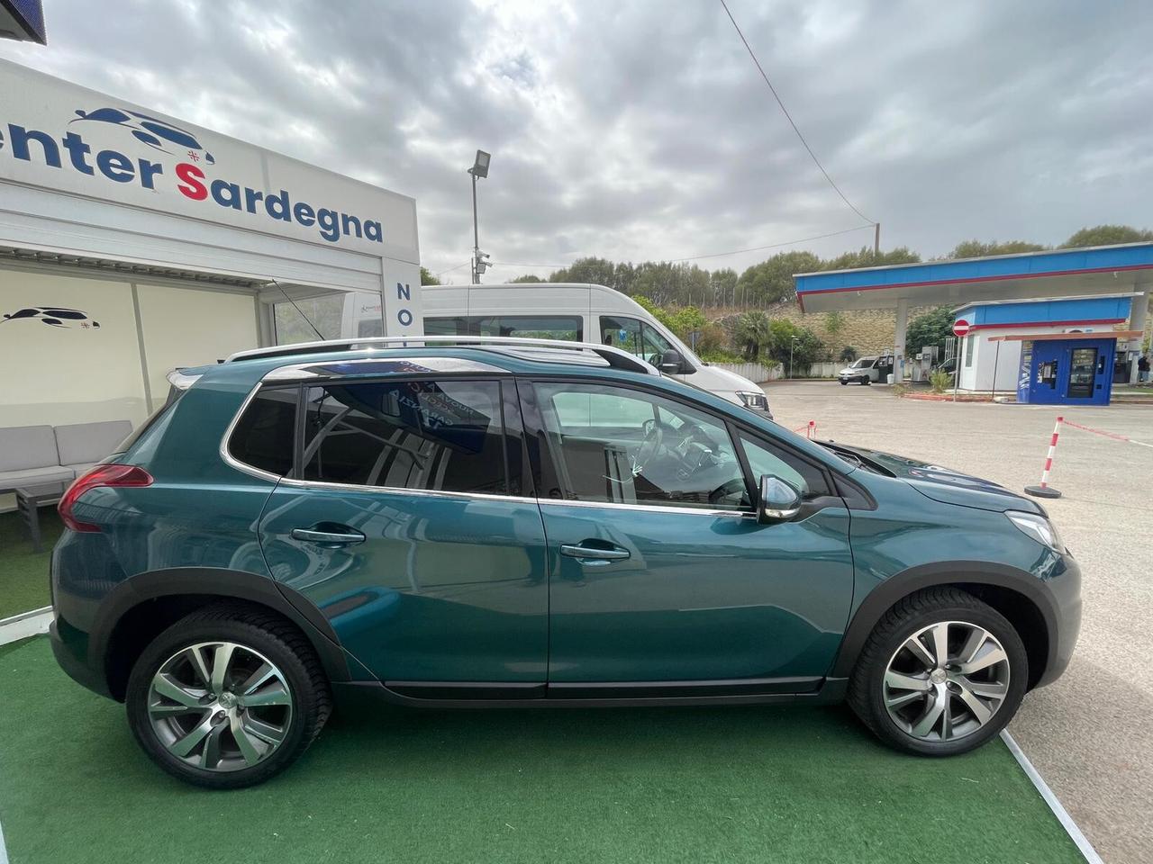 Peugeot 2008 BlueHDi 100 Allure