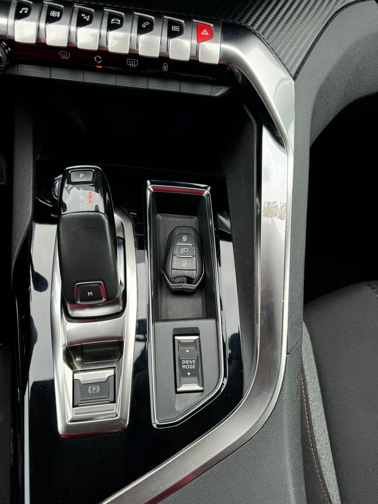 Peugeot 3008 BlueHDi 130 S&S EAT8 Allure