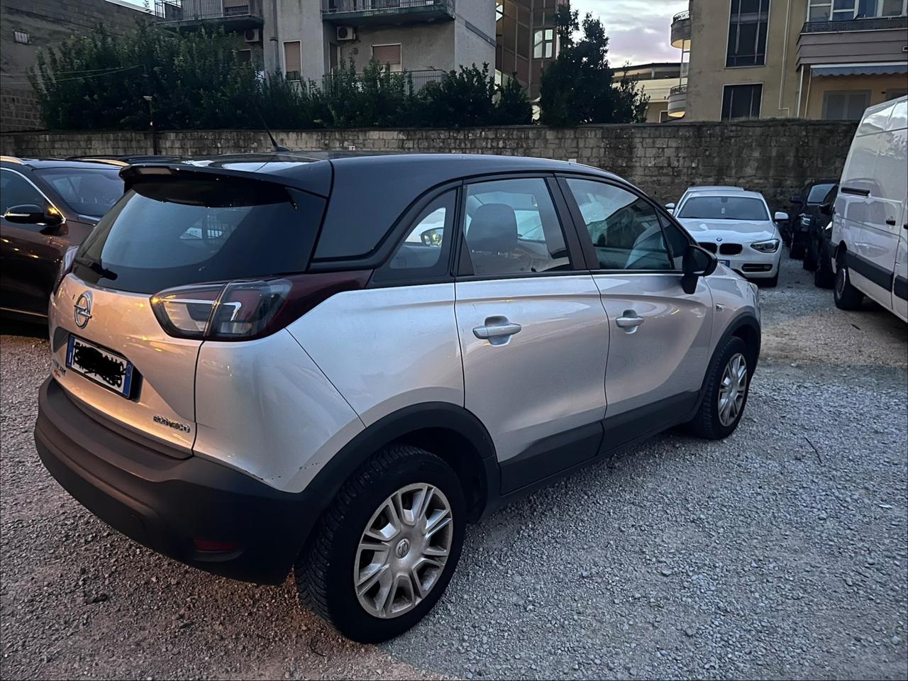 Opel Crossland X 1.5 D 102 CV (m. Rotto) Innovation