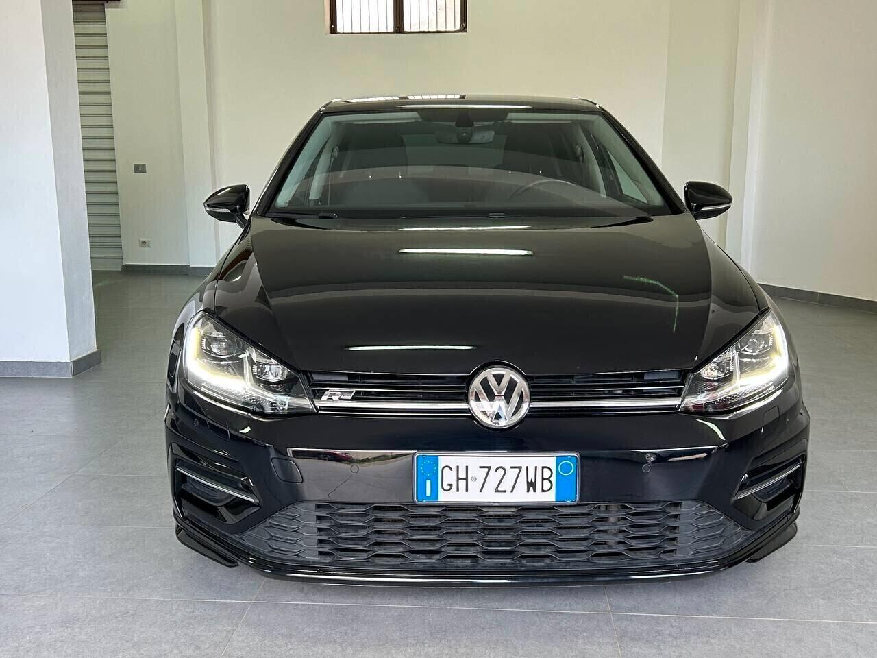 Volkswagen Golf 2.0 TDI DSG 5p. Sport R-LINE
