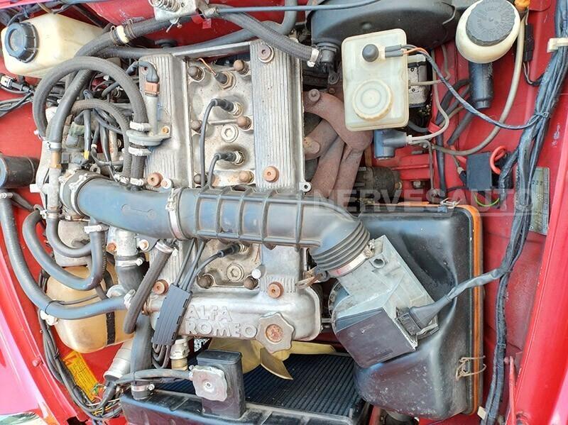Alfa Romeo Spider Duetto 2.0 | Rosso interni neri