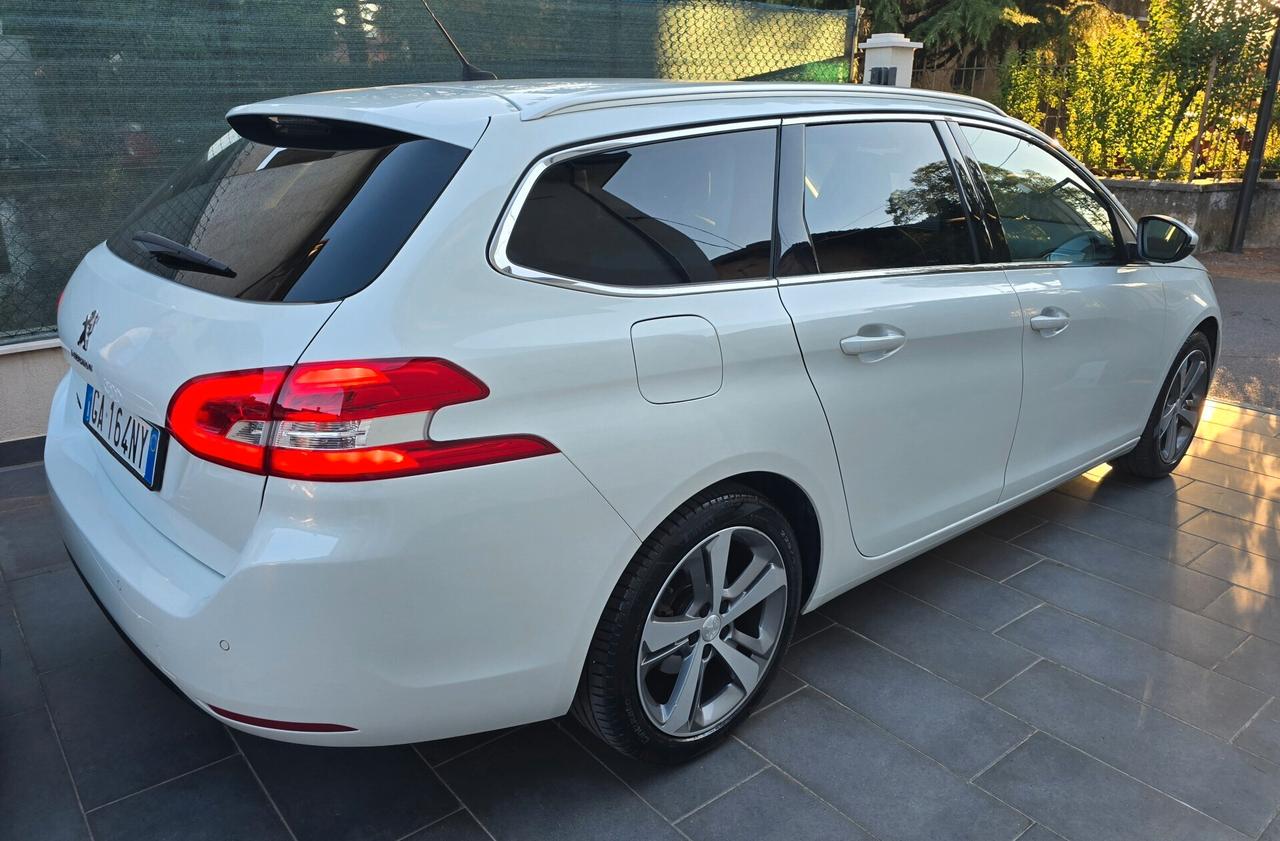 Peugeot 308 BlueHDi 130 S&S SW Allure