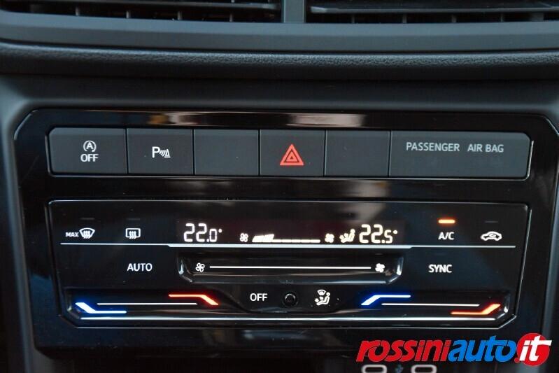 VOLKSWAGEN T-CROSS 1.0 TSI 95 CV SPORT R-LINE + TECH PACK REARVIEW