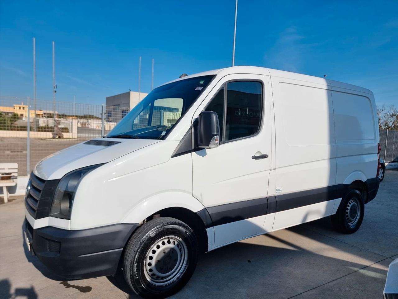 Volkswagen CRAFTER DIESEL 2.0 TDI TRASPORTO PANE-PRODOTTI FARMACEUTICI