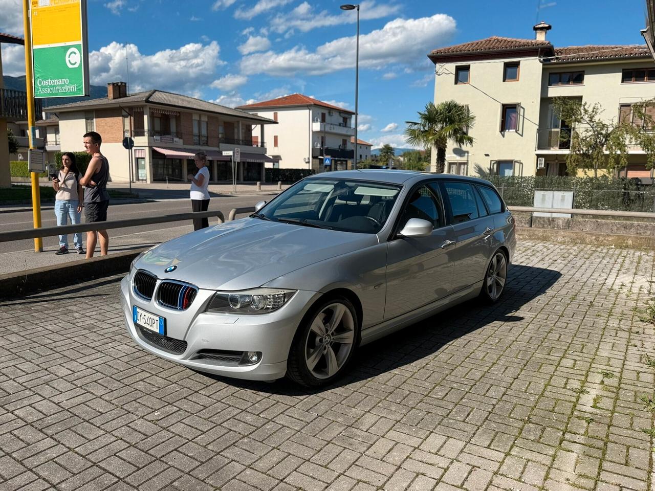 Bmw 320 320d cat Touring Attiva