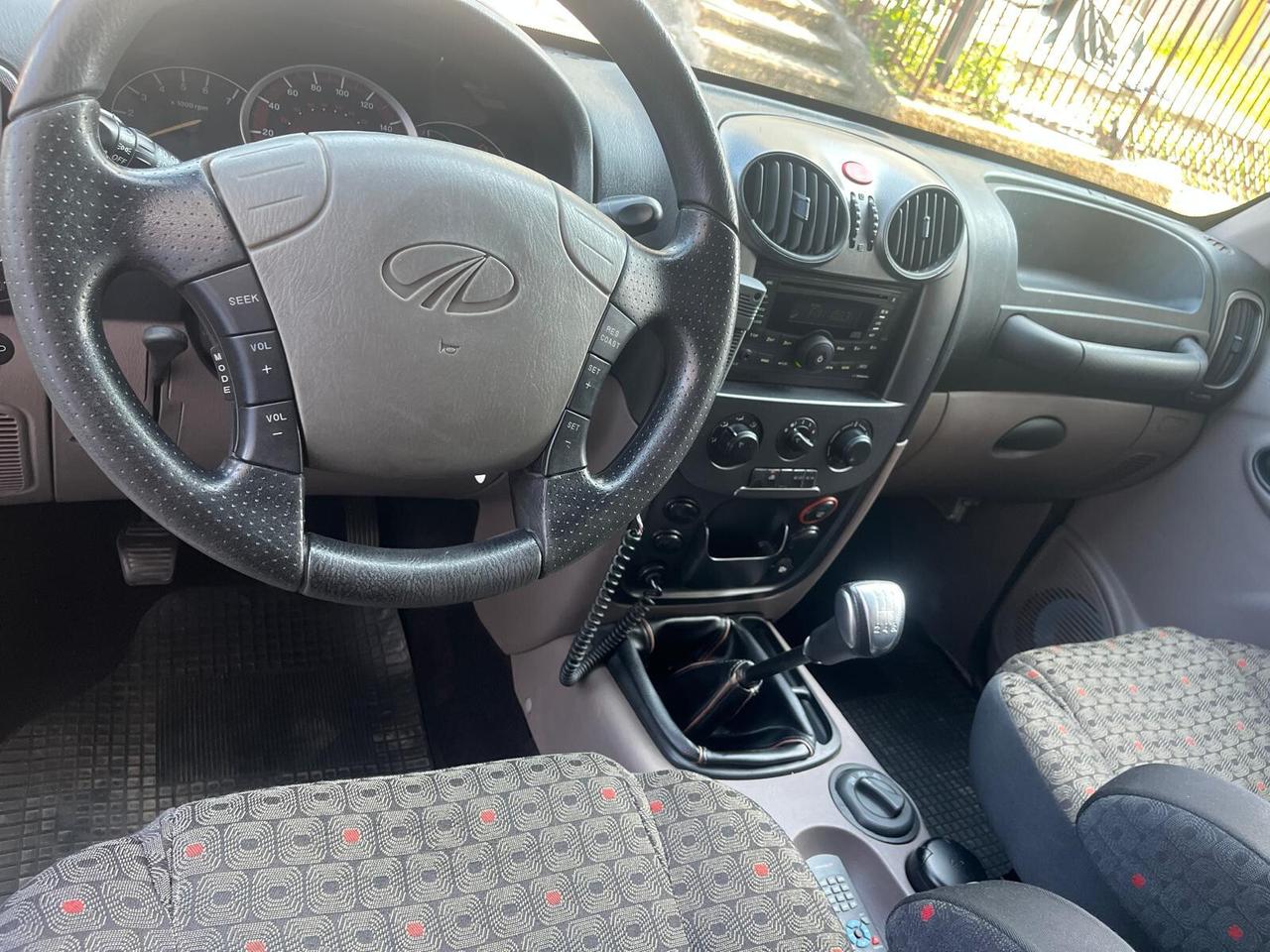 Mahindra Goa 2.2 CRDe 16V 4WD DC Pick-Up
