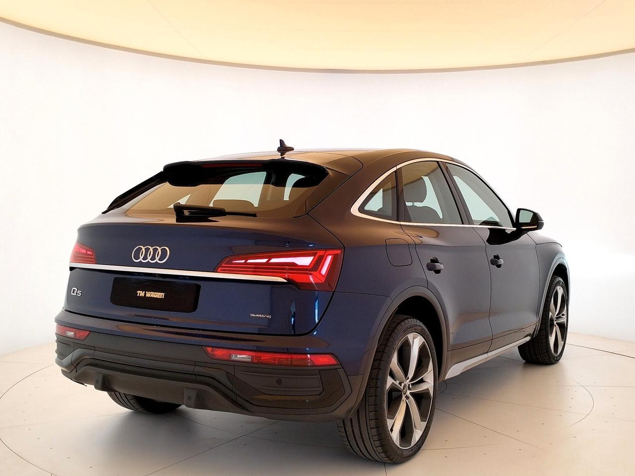 Audi Q5 40 TDI 204 CV quattro S tronic Business Advanced