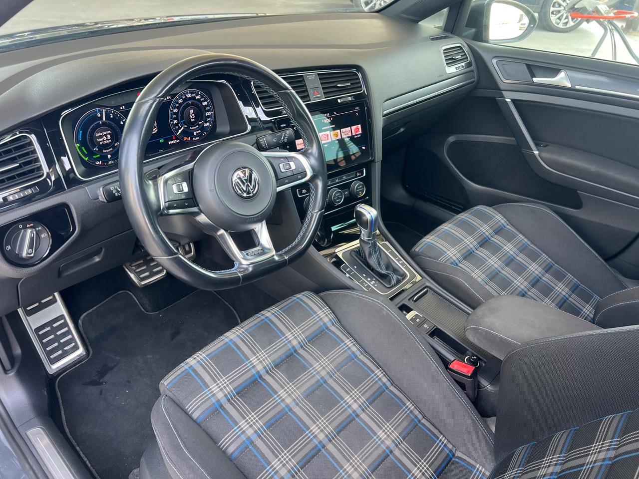 Volkswagen Golf GTE 1.4TSI 150 CV FINANZIABILE